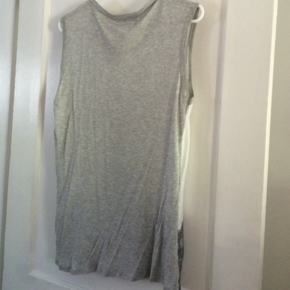 F21 Y2K Eiffel Towel Graphic Sleeveless Tunic - Picture 5 of 6